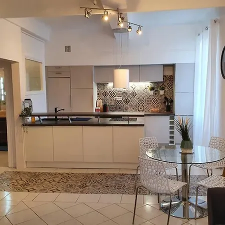 Apartment Lhaussmannien Charme Absolu Hyeres